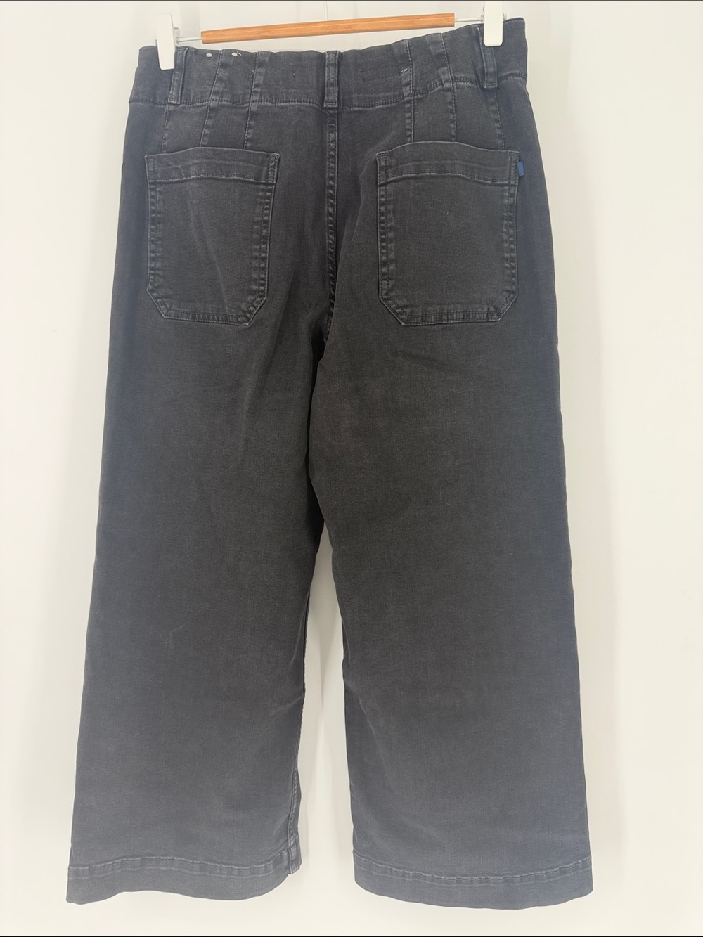 Pilcro Anthropologie The Skipper Black Wide Leg Cropped Jeans High Rise - Picture 3 of 8